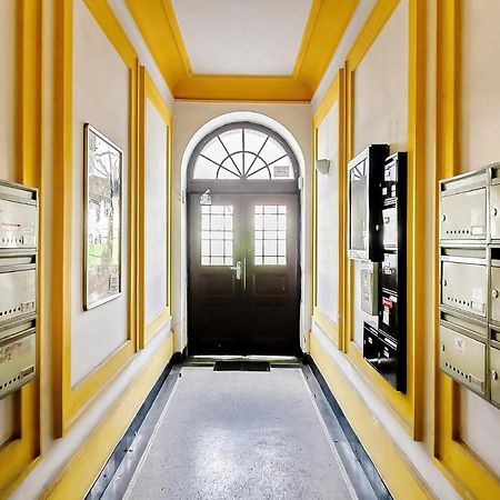 Attic Apartment On Waterfront / View / Netflix Πράγα Εξωτερικό φωτογραφία