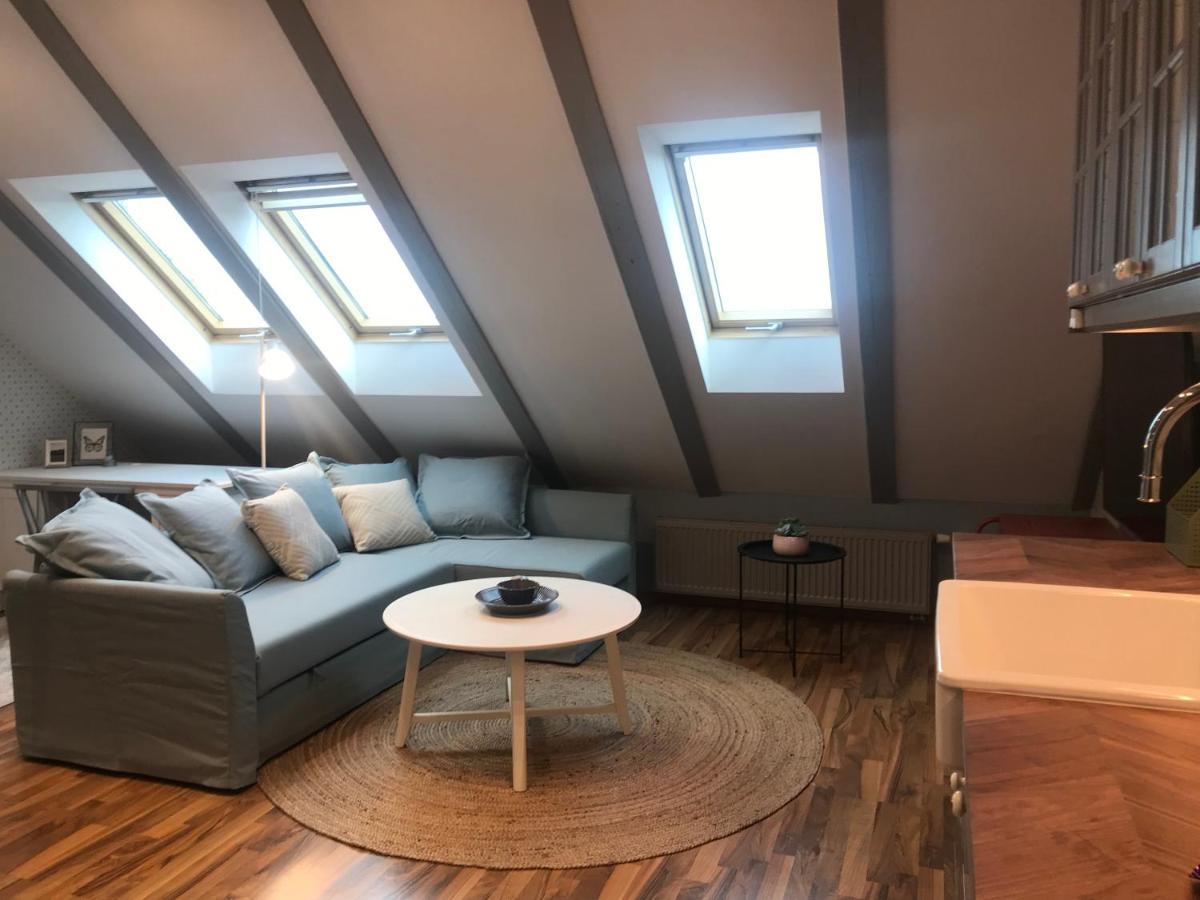 Attic Apartment On Waterfront / View / Netflix Πράγα Εξωτερικό φωτογραφία