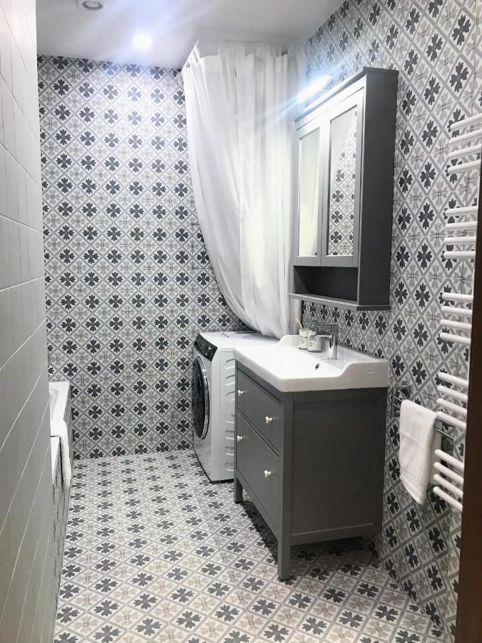Attic Apartment On Waterfront / View / Netflix Πράγα Εξωτερικό φωτογραφία
