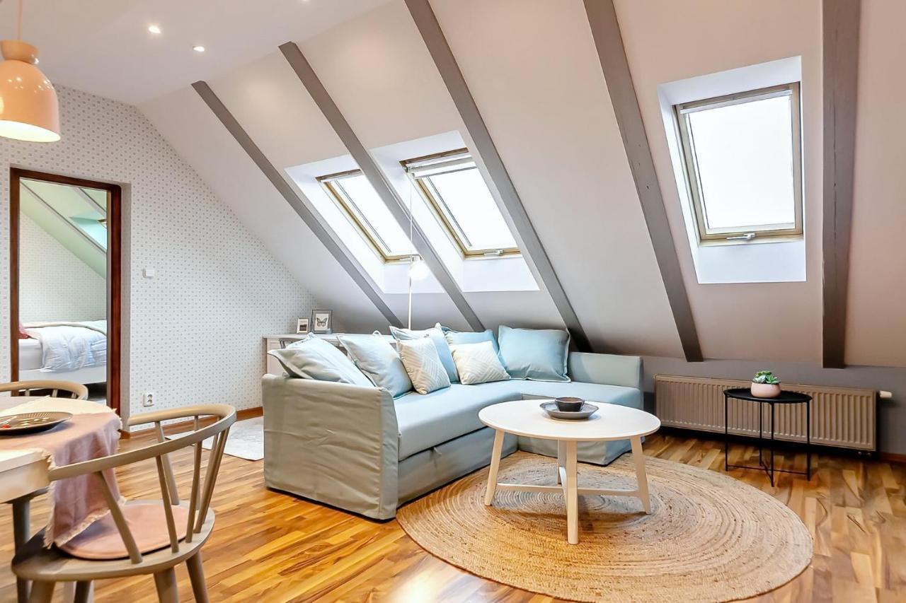 Attic Apartment On Waterfront / View / Netflix Πράγα Εξωτερικό φωτογραφία